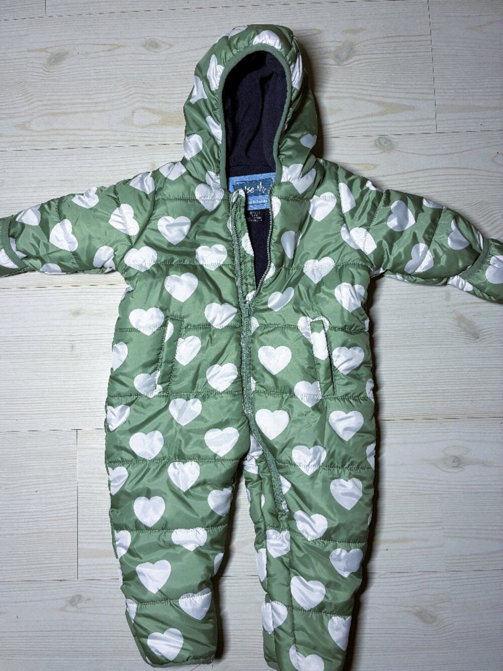 Pulse Infant Girls Green White Hearts Hooded Puffer Snowsuit Bunting 18 Months
